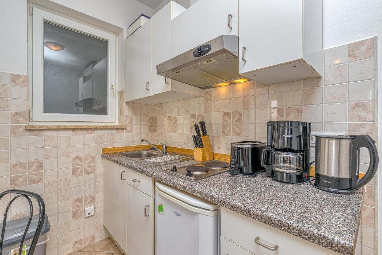 Sunrise Apartments 로비니 외부 사진