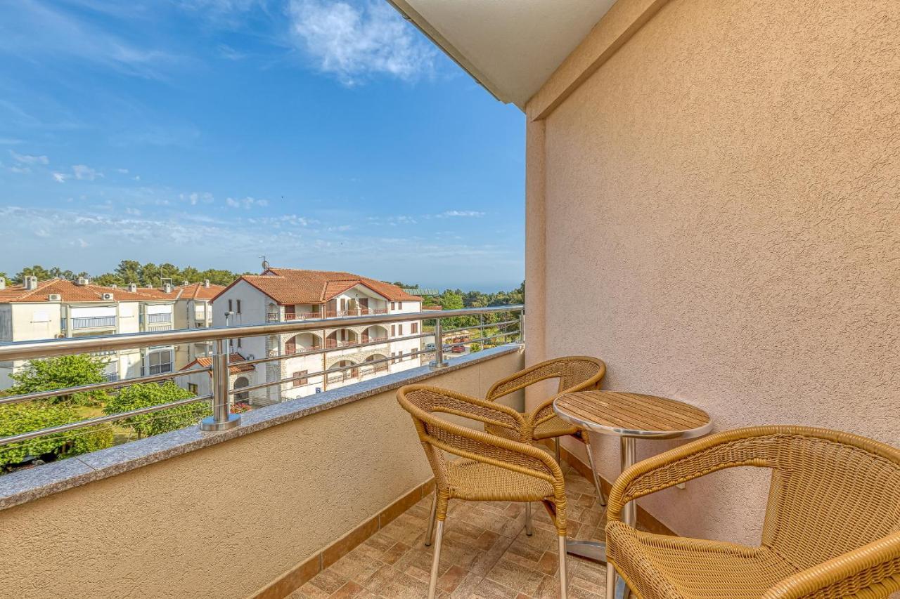 Sunrise Apartments 로비니 외부 사진